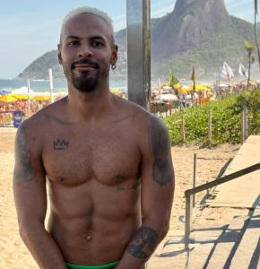 637035625: Chico busca chica en Madrid