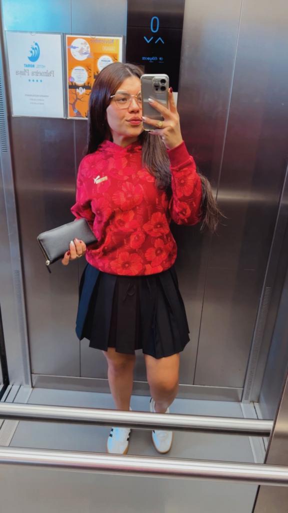 613850503: Chica busca chico en La Coruña