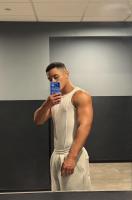 664407620: Chico busca chica en Málaga