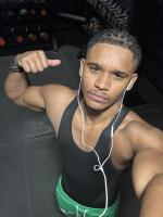 647939467: Chico busca chica en Madrid