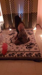 681190979: Chica busca chico en Madrid