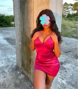 607069637: Chica busca chico en Navarra