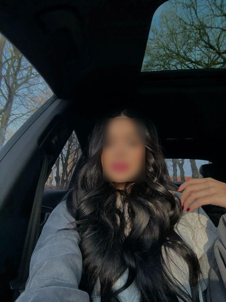 695112861: Chica busca chico en Valencia