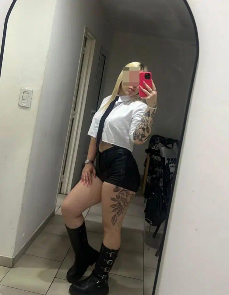 Chica busca chico en Sevilla: 