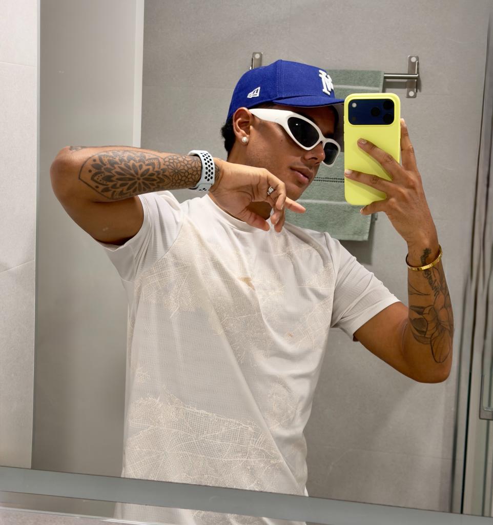 643695984: Chico busca chica en Sevilla