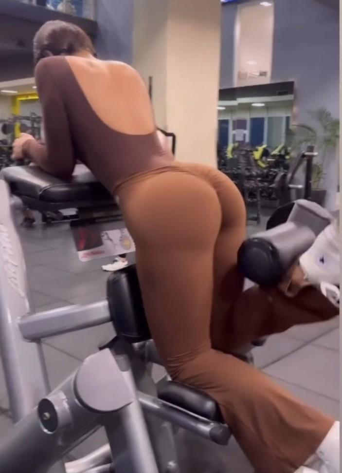 612286431: Chica busca chico en Lugo