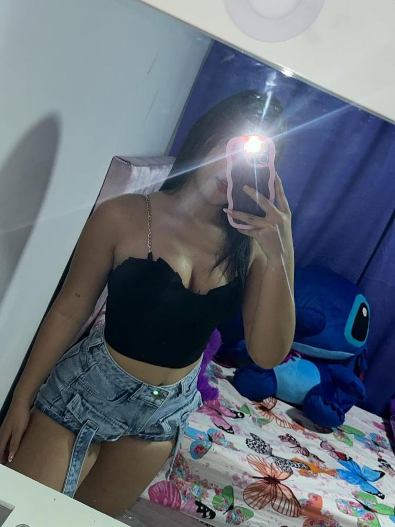 641904488: Chica busca chico en Burgos