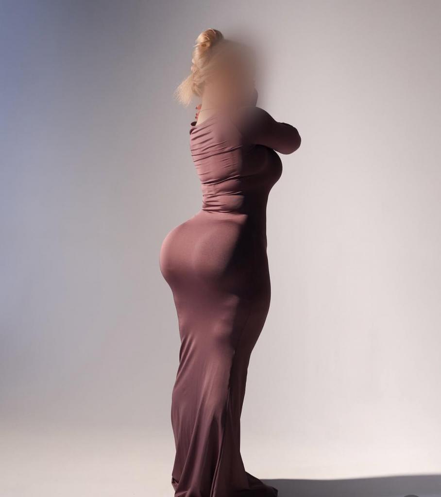 657175463: Chica busca chico en Lugo