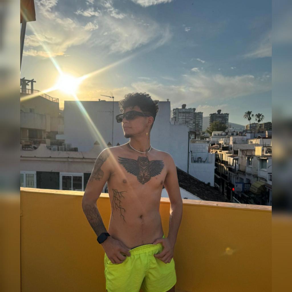 678532891: Chico busca chica en Granada