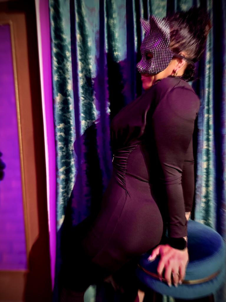 662931622: Chica busca chico en Barcelona