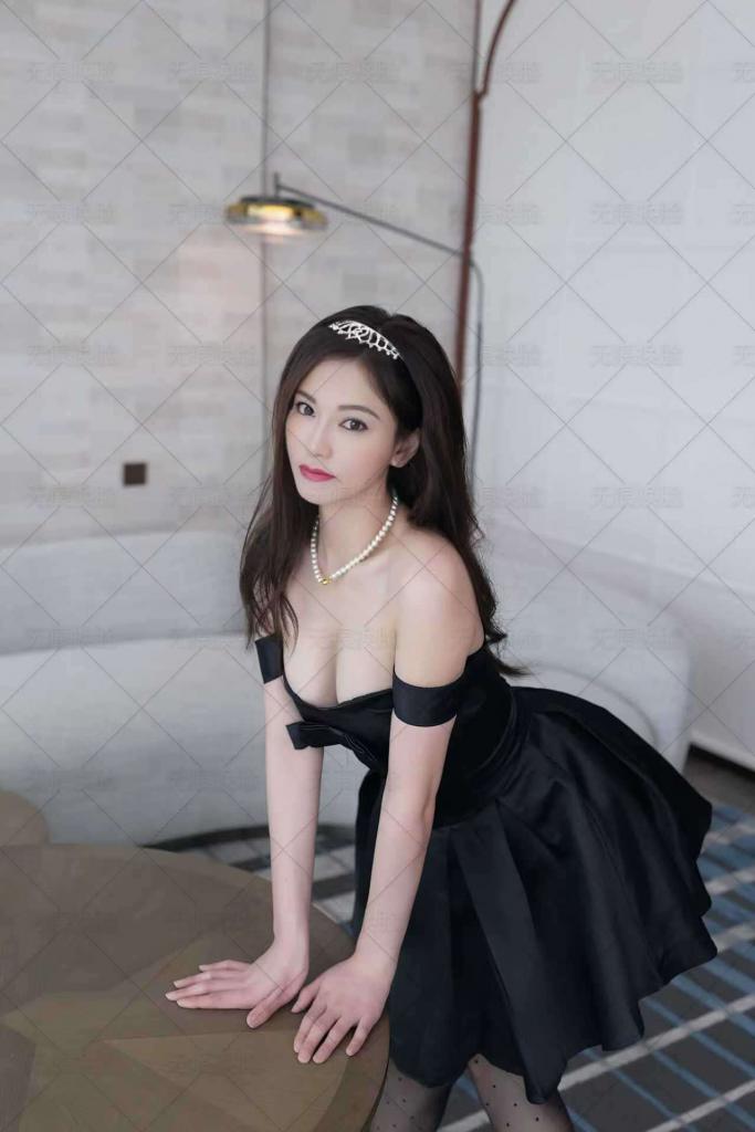 637283239: Chica busca chico en Madrid