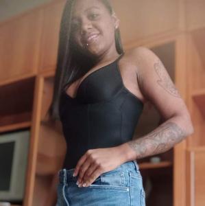 605626590: Chica busca chico en Valencia