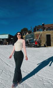 672695743: Travesti en Gerona