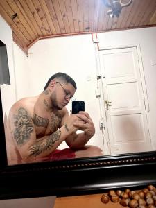 613967239: Chico busca chica en Salamanca