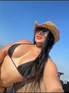 672415397: Chica busca chico en Alicante