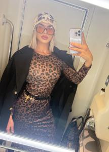 607212118: Travesti en Cádiz