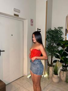 695527651: Chica busca chico en Valencia