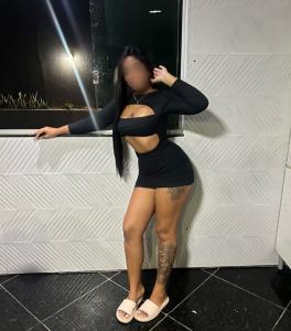 666411872: Chica busca chico en Sevilla