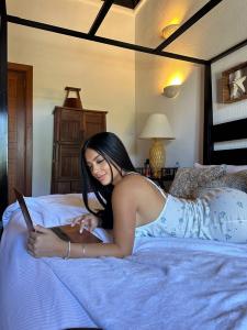 614790595: Chica busca chico en Badajoz