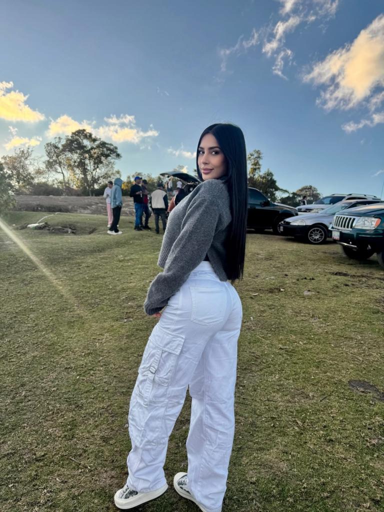 614790595: Chica busca chico en Badajoz