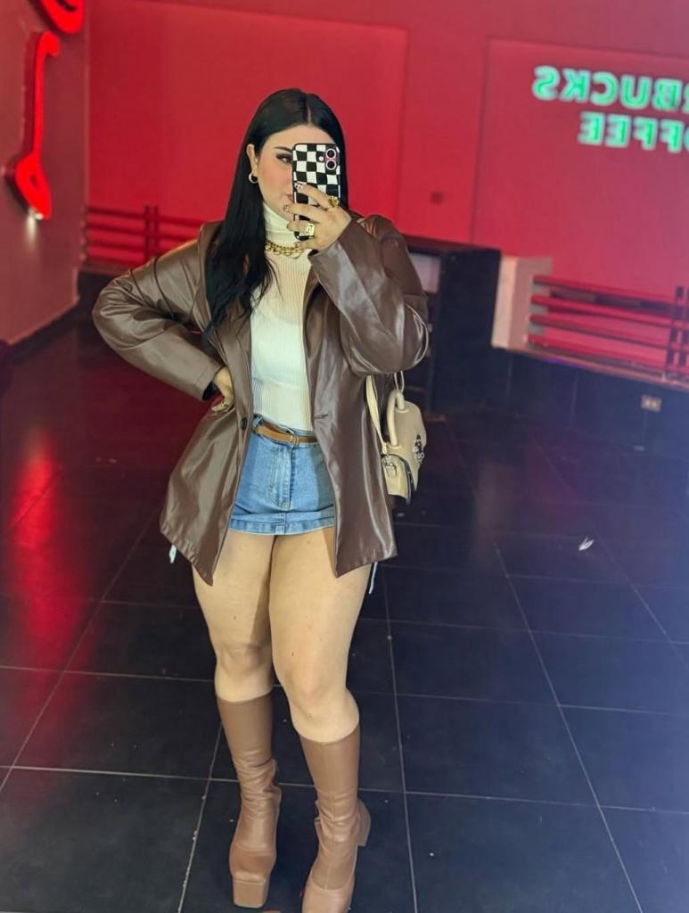 Chica busca chico en Málaga: Chica busca chico