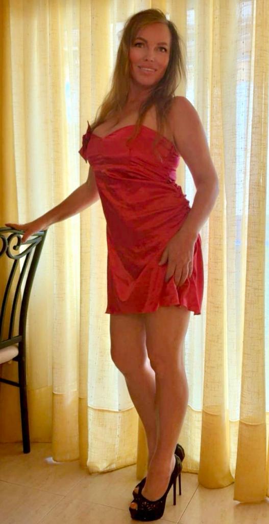 614556630: Chica busca chico en Alicante