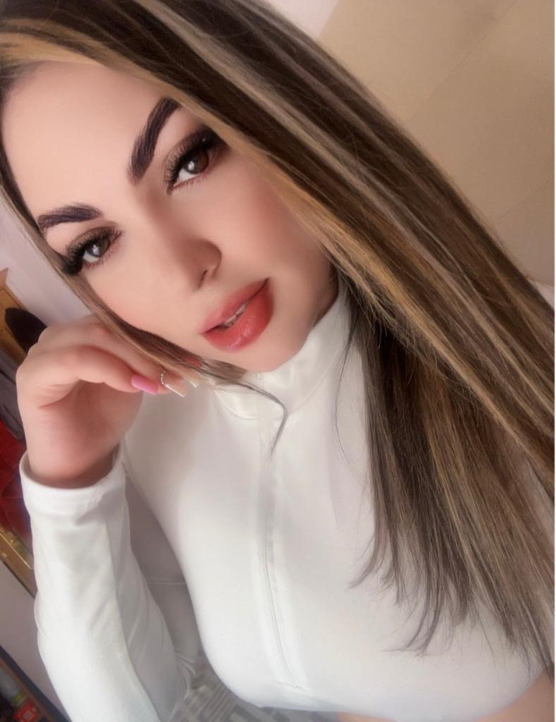 Chica busca chico en Sevilla: 