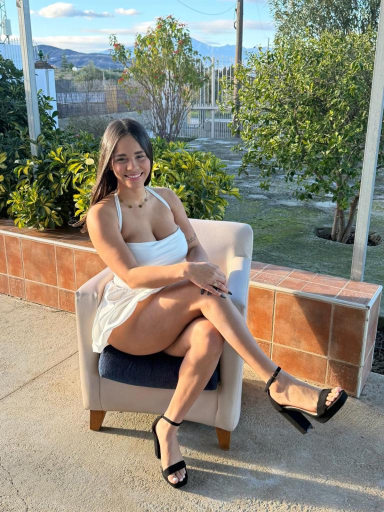 632276629: Chica busca chico en Málaga