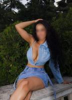 664874220: Chica busca chico en Madrid