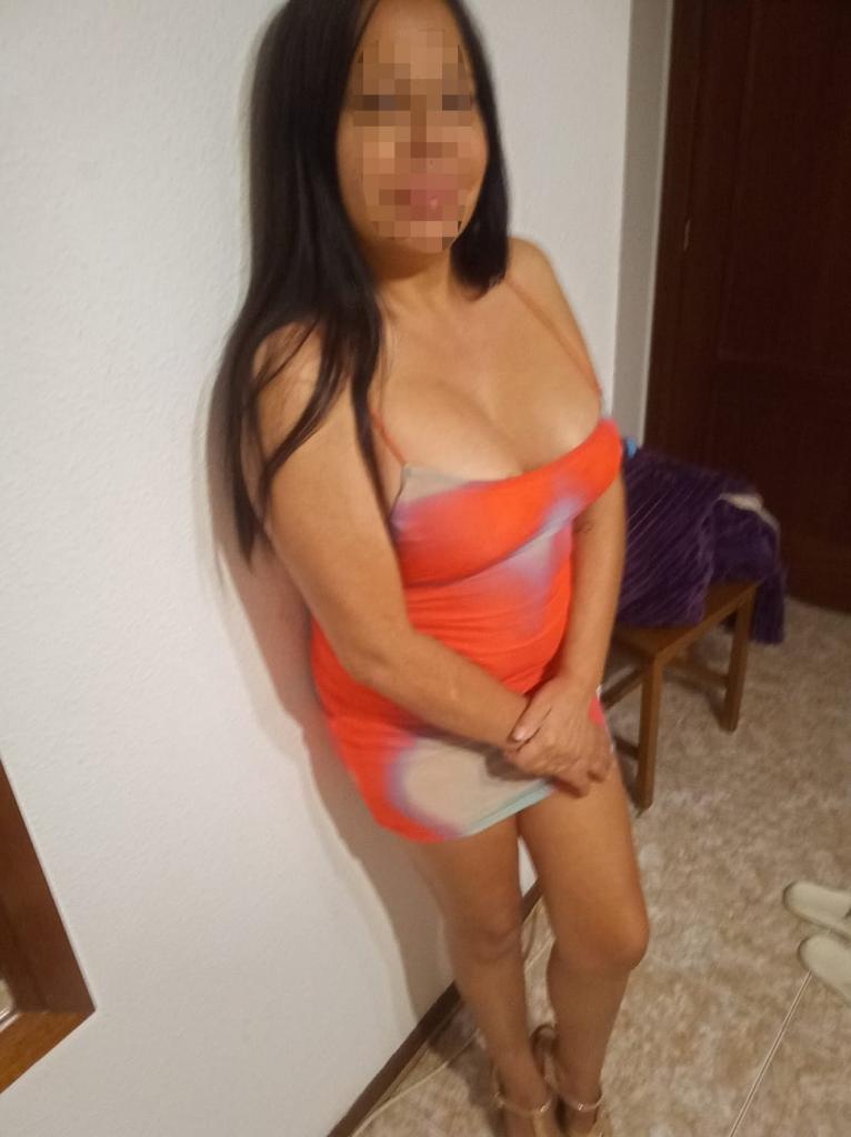Chica busca chico en Jaén: 