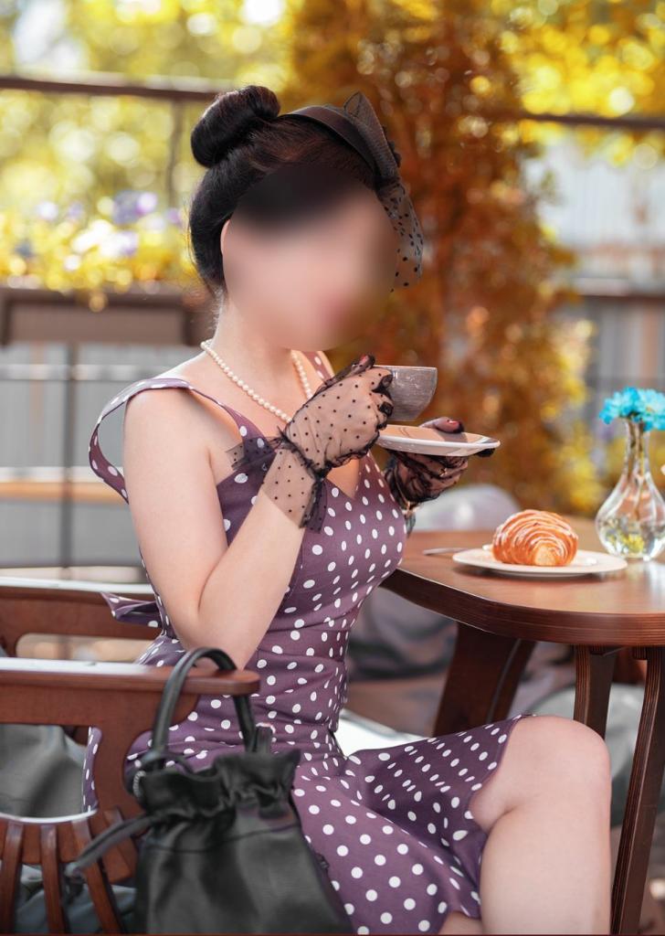 644720357: Chica busca chico en Madrid