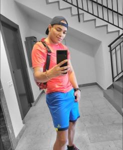 613196110: Chico busca chica en Badajoz