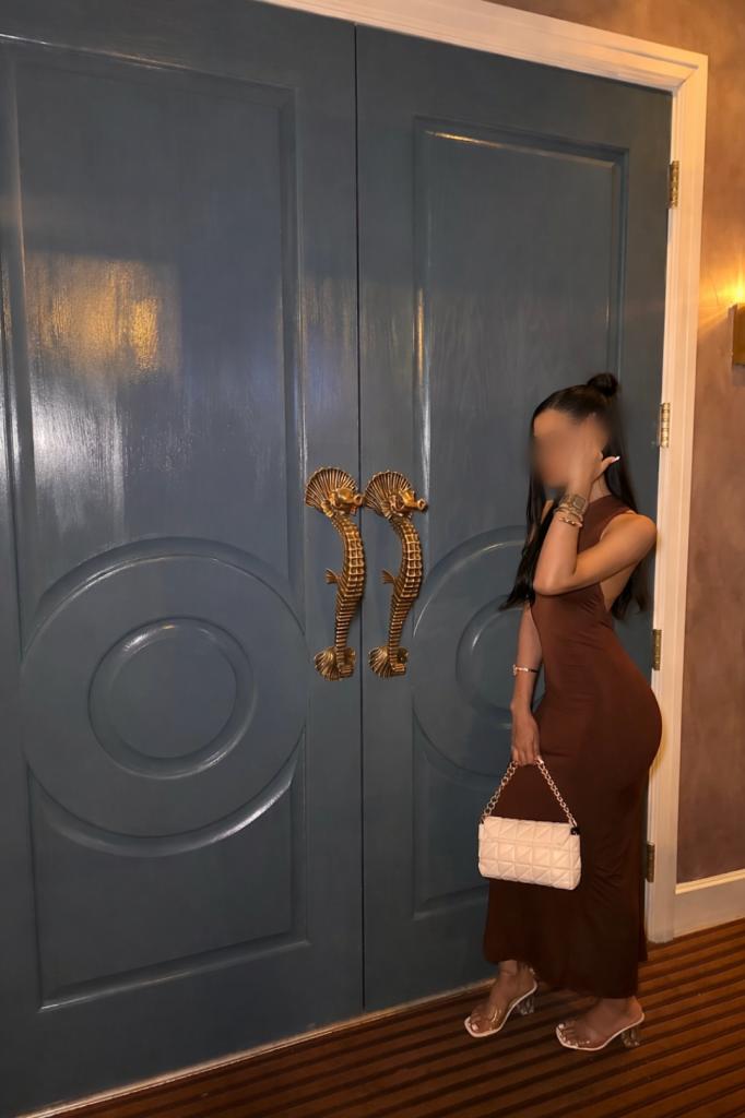 Chica busca chico en Sevilla: 