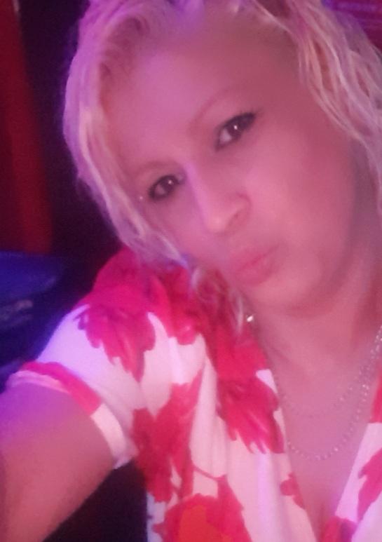 641514308: Chica busca chico en Almería