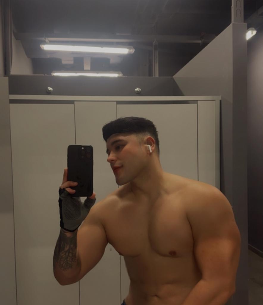 Chico busca chica en Murcia: 