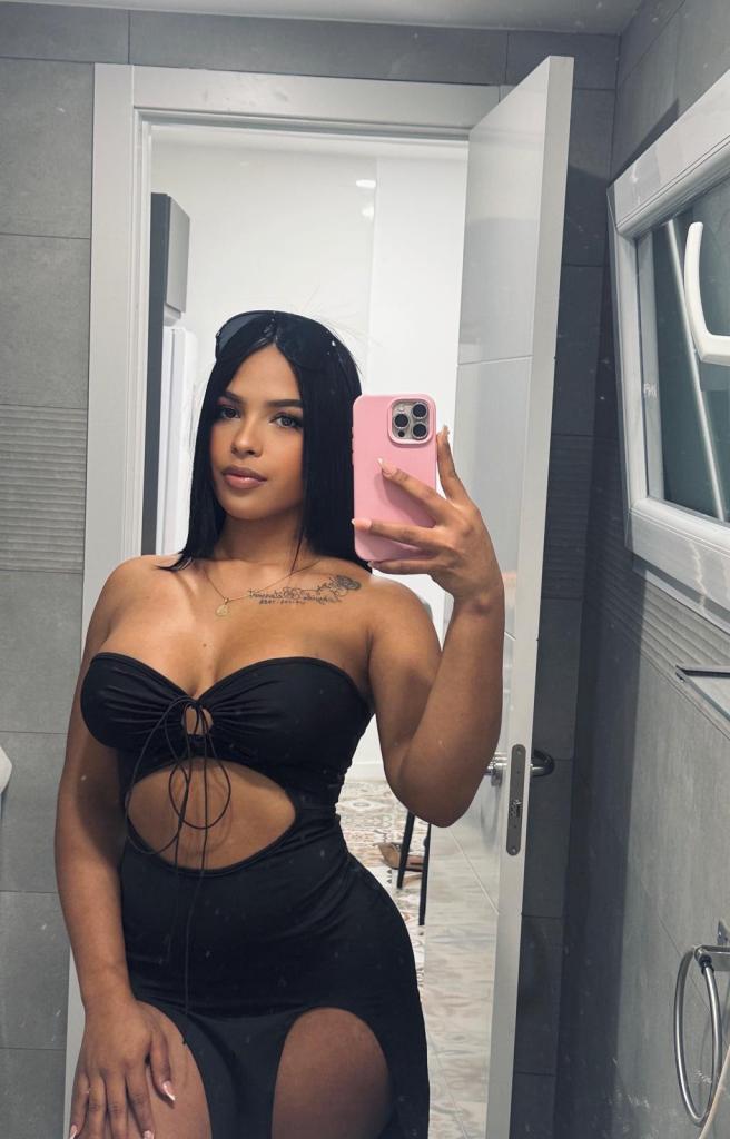 671519619: Chica busca chico en Málaga