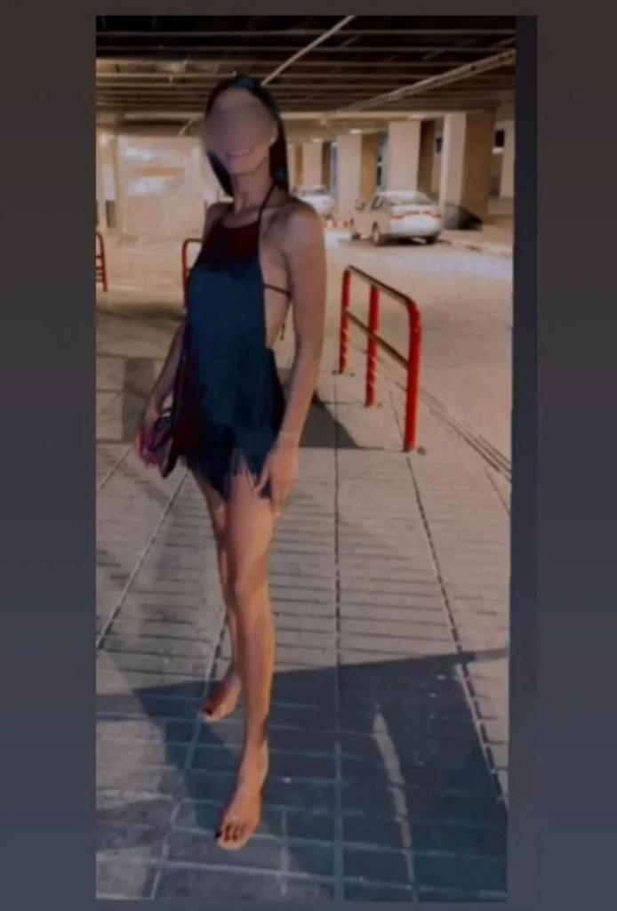 687164834: Chica busca chico en Navarra