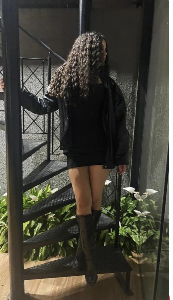 613434096: Chica busca chico en Mallorca