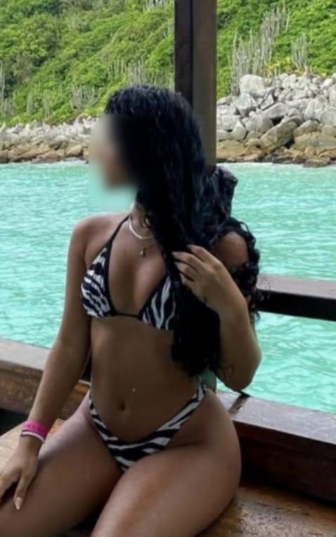 616169267: Chica busca chico en Pontevedra