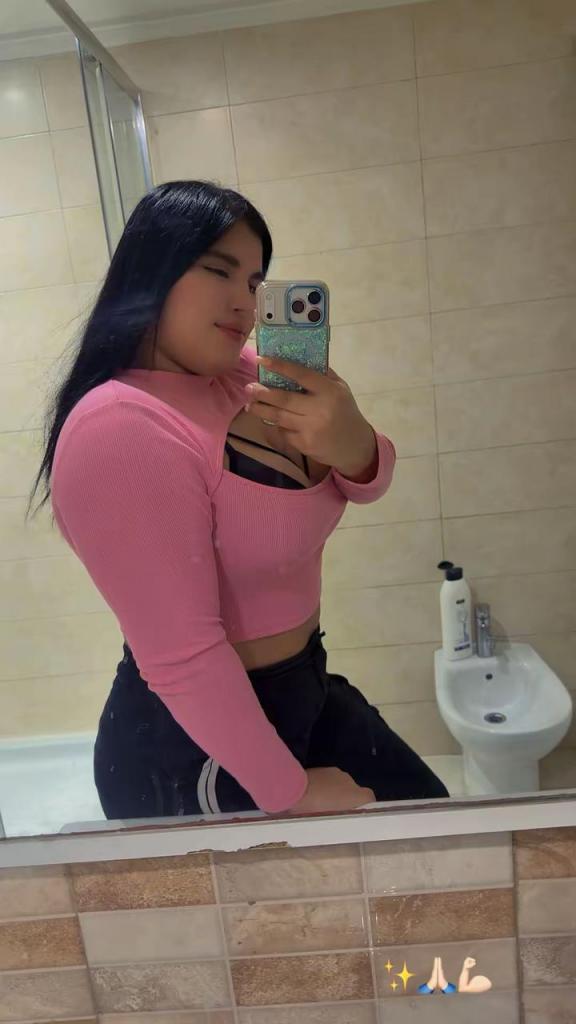 742052345: Chica busca chico en Castellón