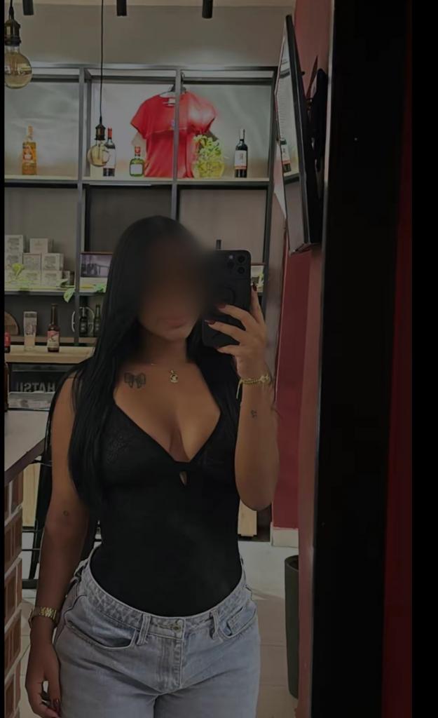 Chica busca chico en Granada: 