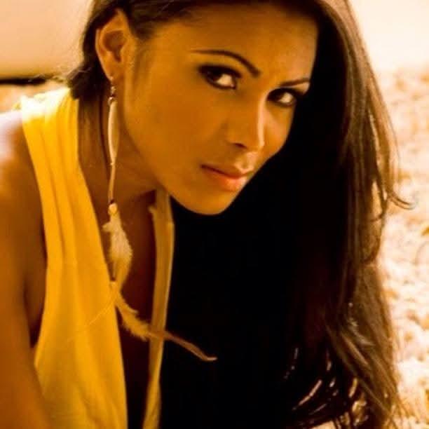 607517848: Travesti en Álava