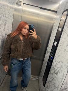 611266546: Chica busca chico en Navarra