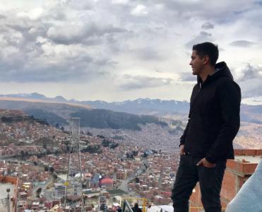 614936123: Chico busca chica en Valencia