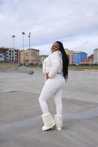 613296788: Chica busca chico en Asturias