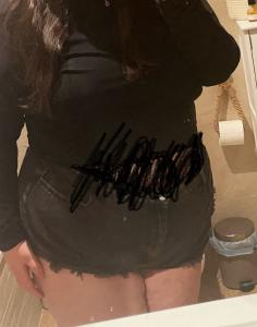 689598239: Chica busca chico en Málaga