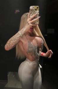 631820739: Chica busca chico en Castellón