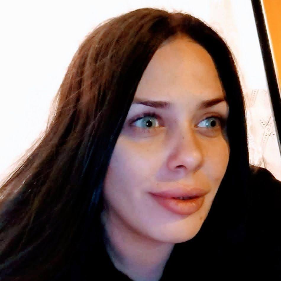 612494807: Chica busca chico en Madrid