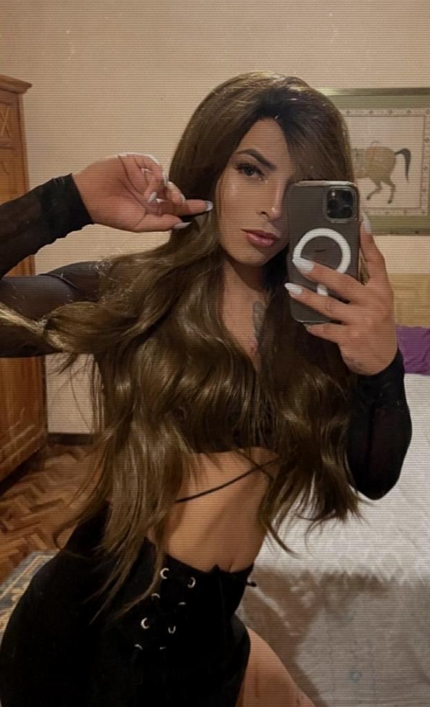 672058264: Travesti en Navarra