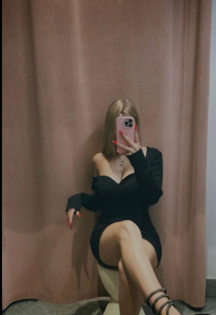 631133707: Chica busca chico en Madrid